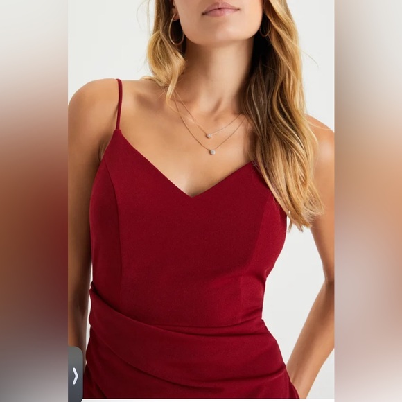 Lulus Luxe Option Wine Red Tulip Sleeveless Midi Dress Medium NWT - Picture 2 of 12